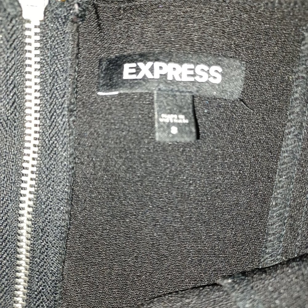 Express Top - Picture 3 of 3